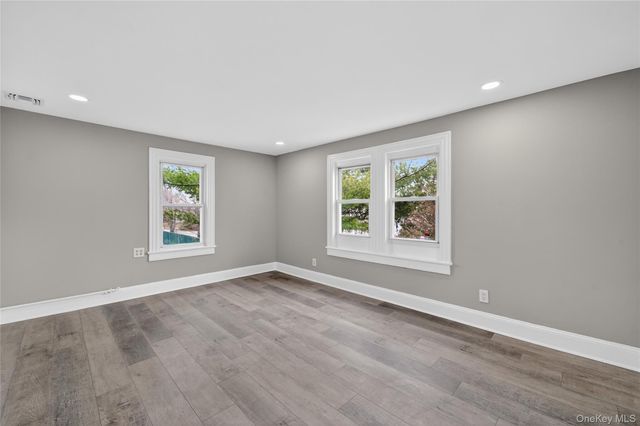 21 Maple Avenue, Port Jefferson, NY 11776