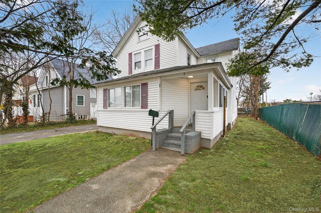 21 Maple Avenue, Port Jefferson, NY 11776