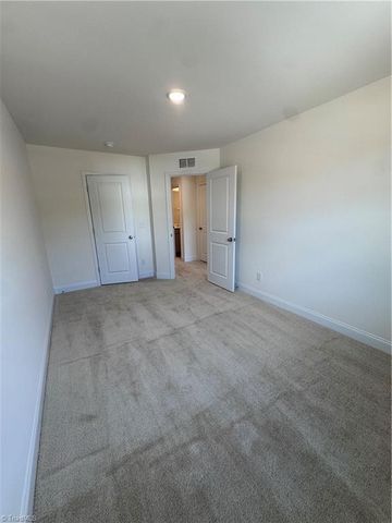 1226 Hammond Drive, Mebane, NC 27302
