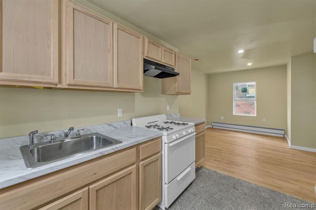 20035 Coventry Street, Highland Park, MI 48203