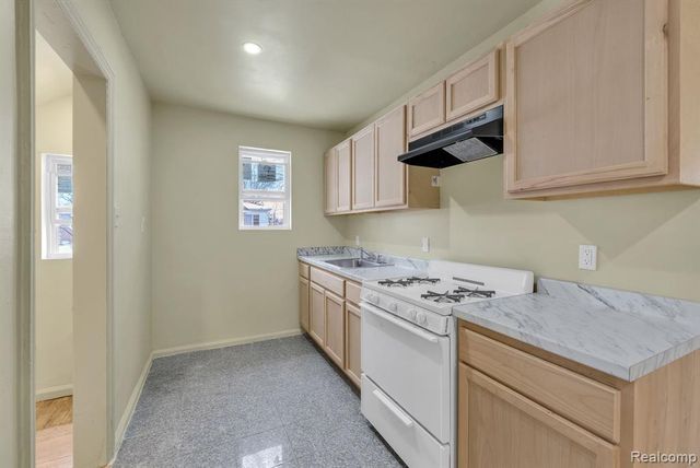 20035 Coventry Street, Highland Park, MI 48203