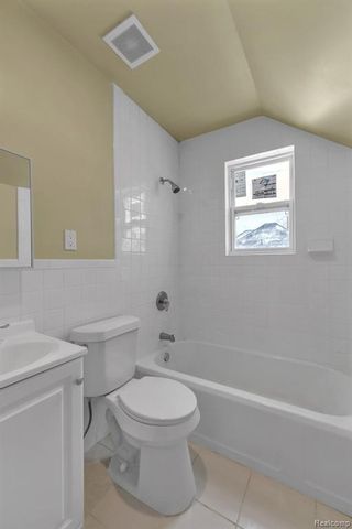 20035 Coventry Street, Highland Park, MI 48203