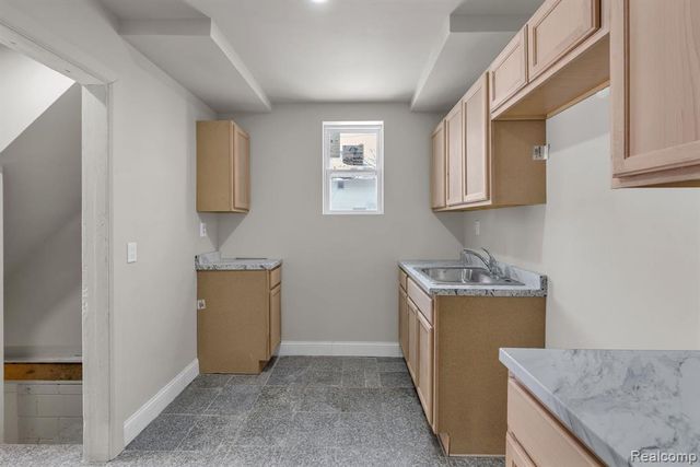 20035 Coventry Street, Highland Park, MI 48203