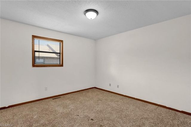 340 Vista Circle B, Winston-salem, NC 27106