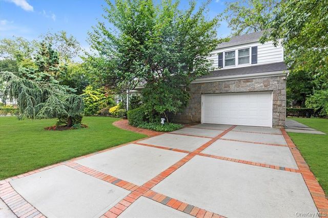 709 Carlyle Street, Woodmere, NY 11598