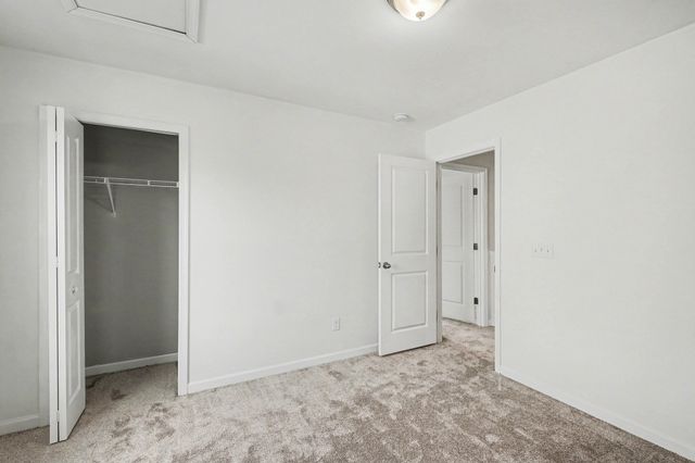 136 Moshe Yaalon Dr, La Vergne, TN 37086