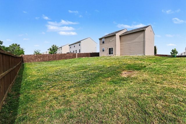 136 Moshe Yaalon Dr, La Vergne, TN 37086