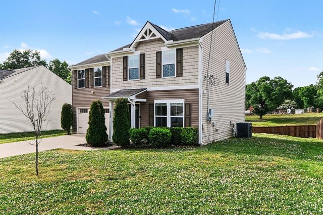 136 Moshe Yaalon Dr, La Vergne, TN 37086