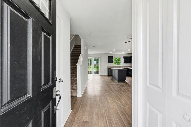 136 Moshe Yaalon Dr, La Vergne, TN 37086