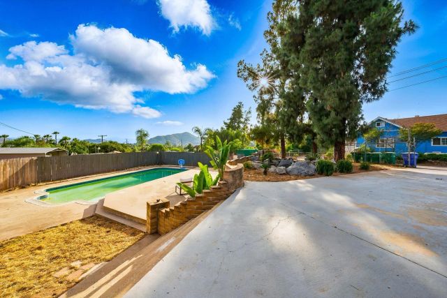 12049 Coping Place, Lakeside, CA 92040