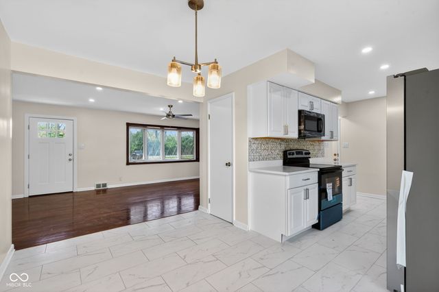 3010 W 42nd Street, Indianapolis, IN 46228