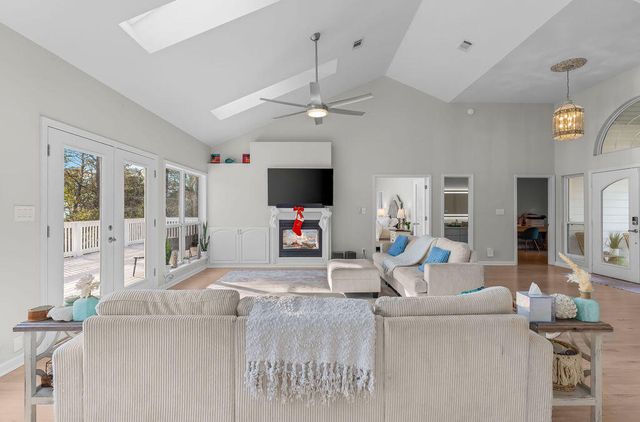 7819 State Highway, Freeport, FL 32439