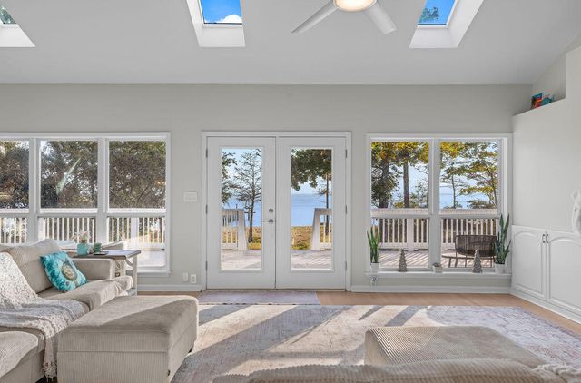 7819 State Highway, Freeport, FL 32439