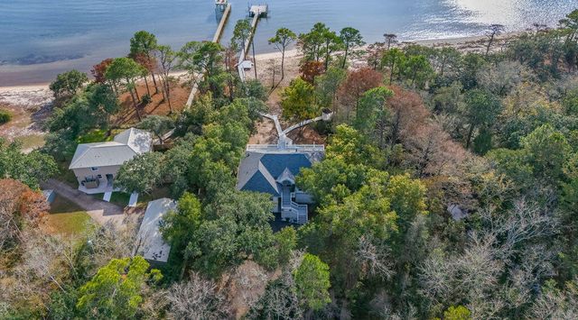 7819 State Highway, Freeport, FL 32439