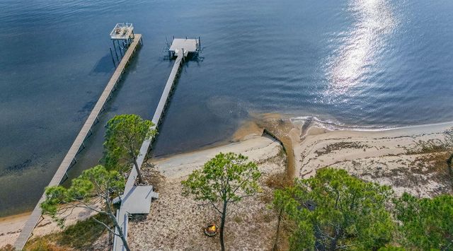 7819 State Highway, Freeport, FL 32439