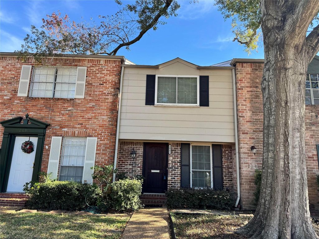 2041 Winrock Boulevard 157, Houston, TX 77057