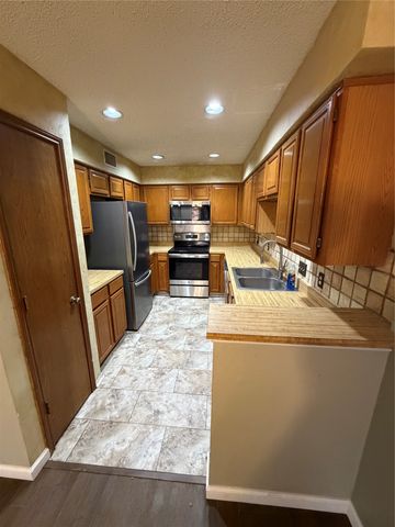 100 Morrow Drive, Bedford, TX 76021