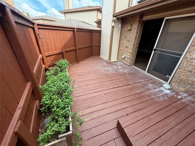 100 Morrow Drive, Bedford, TX 76021