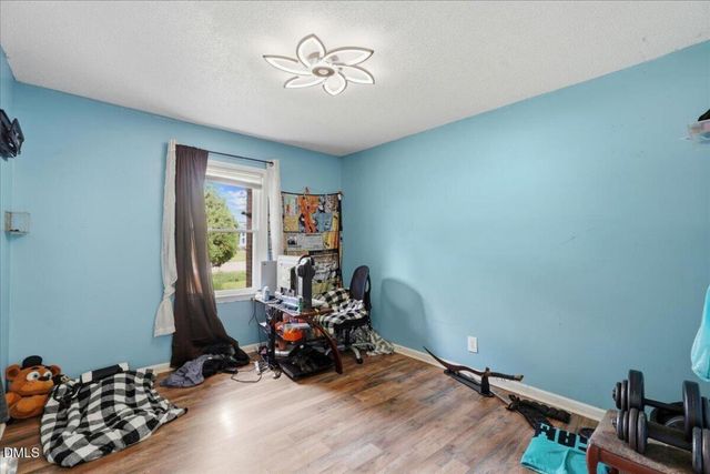 513 W 1st Street, Kenly, NC 27542