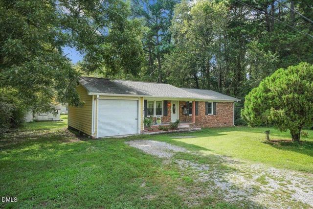 513 W 1st Street, Kenly, NC 27542
