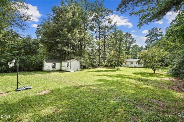 513 W 1st Street, Kenly, NC 27542