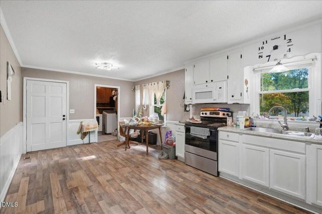 513 W 1st Street, Kenly, NC 27542