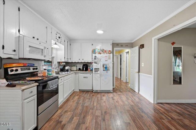 513 W 1st Street, Kenly, NC 27542