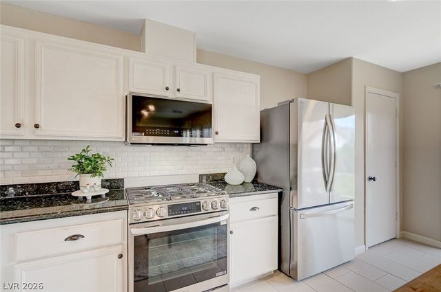 222 Willow Pond Court, Las Vegas, NV 89148