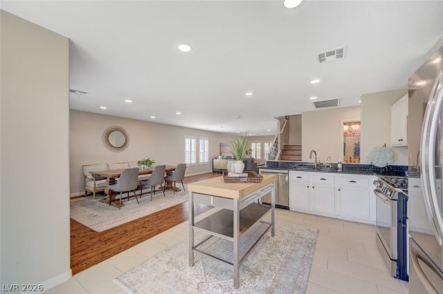 222 Willow Pond Court, Las Vegas, NV 89148