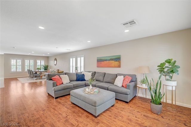 222 Willow Pond Court, Las Vegas, NV 89148