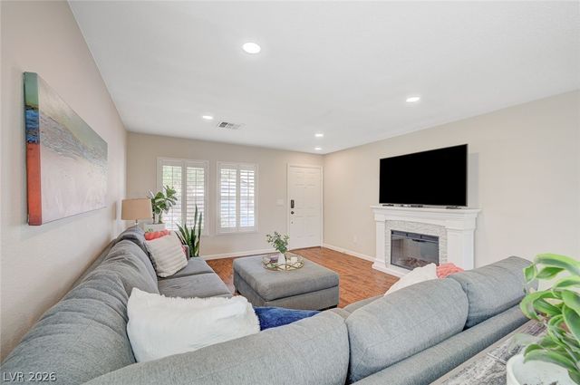 222 Willow Pond Court, Las Vegas, NV 89148