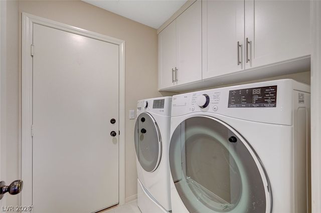 222 Willow Pond Court, Las Vegas, NV 89148