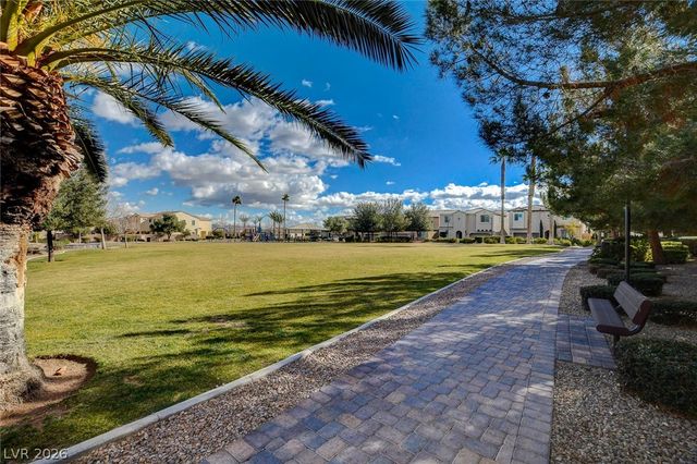222 Willow Pond Court, Las Vegas, NV 89148