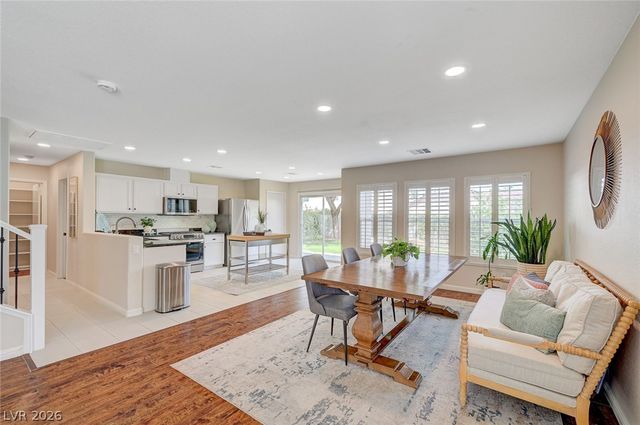 222 Willow Pond Court, Las Vegas, NV 89148