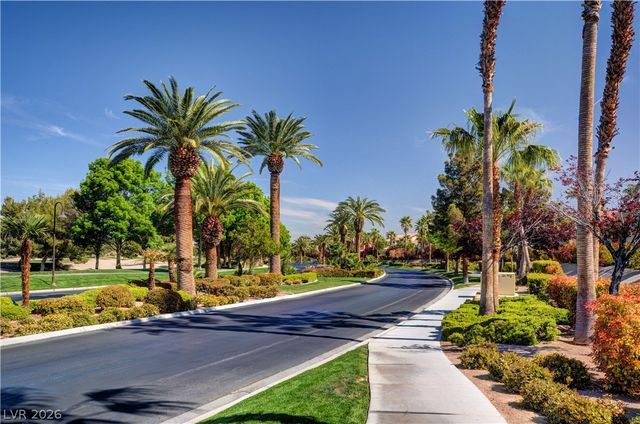 222 Willow Pond Court, Las Vegas, NV 89148