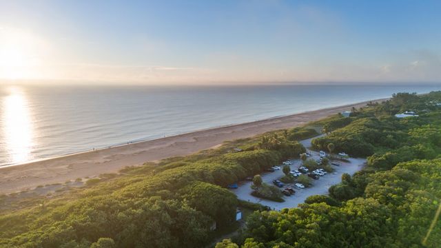 5303 SE Serenoa Terrace, Hobe Sound, FL 33455