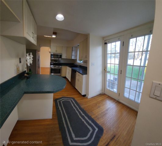 142 Morris Parkway, Valley Stream, NY 11580