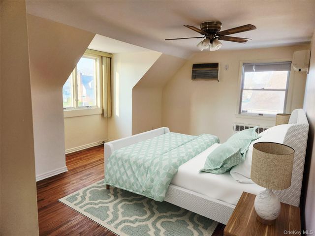 142 Morris Parkway, Valley Stream, NY 11580
