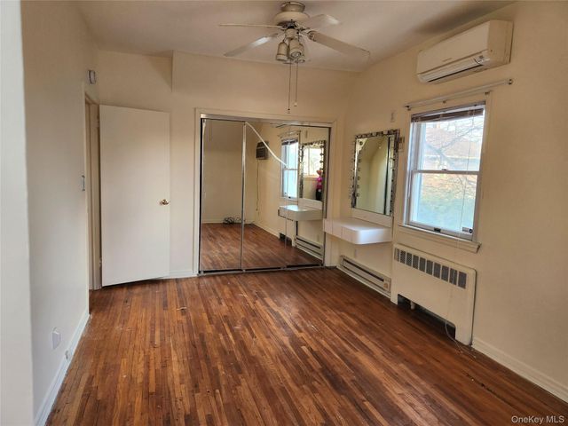 142 Morris Parkway, Valley Stream, NY 11580