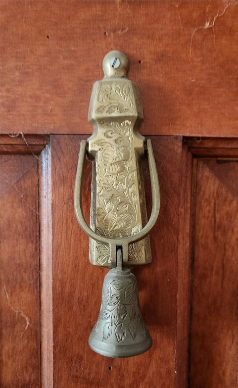 102 E Cronkhite Street, Knoxville, IA 50138