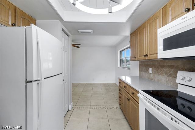 6302 Hofstra CT W, Fort Myers, FL 33919