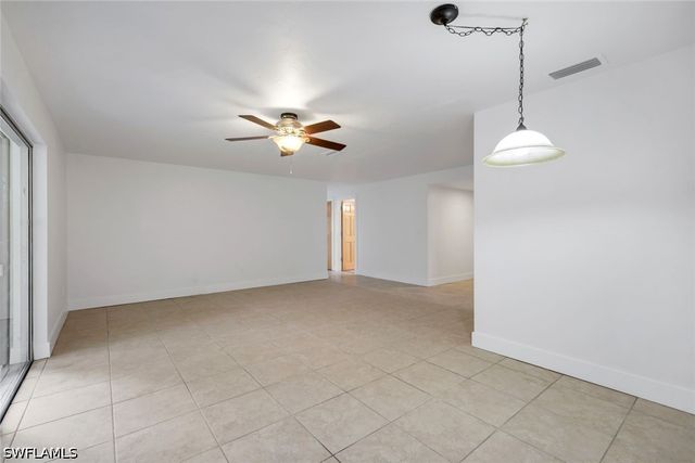 6302 Hofstra CT W, Fort Myers, FL 33919