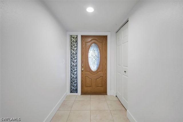 6302 Hofstra CT W, Fort Myers, FL 33919