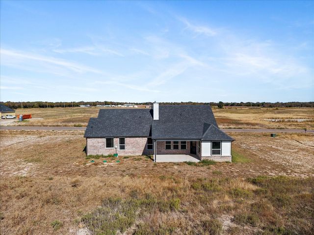 3214 Willow Road, Celeste, TX 75423