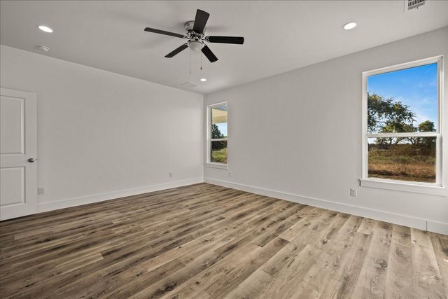 3214 Willow Road, Celeste, TX 75423