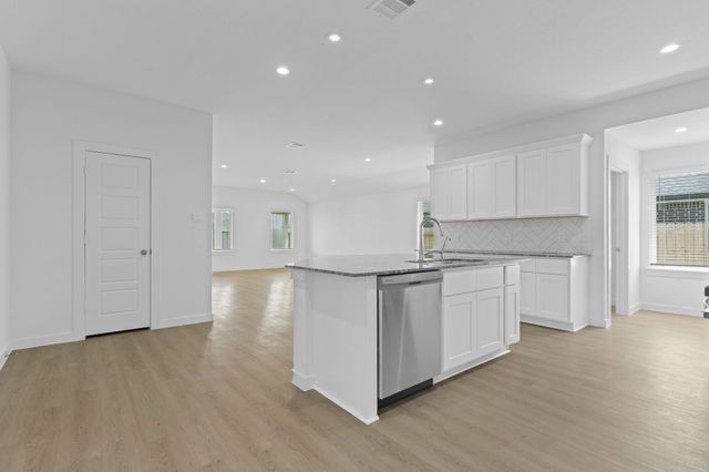 1023 River Coral, Alvin, TX 77511