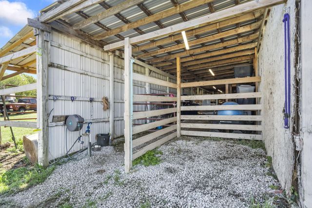 3259 W Farm Rd 60, Springfield, MO 65803