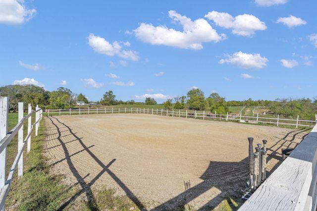 3259 W Farm Rd 60, Springfield, MO 65803