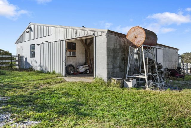 3259 W Farm Rd 60, Springfield, MO 65803