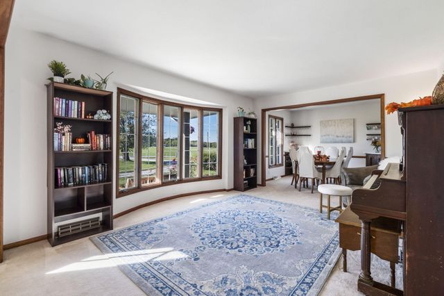 3259 W Farm Rd 60, Springfield, MO 65803